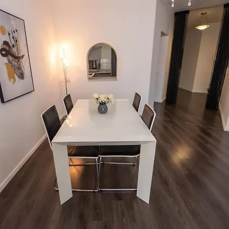Prime Location-sliema Ferries Seafront 2bed * Σλιέμα