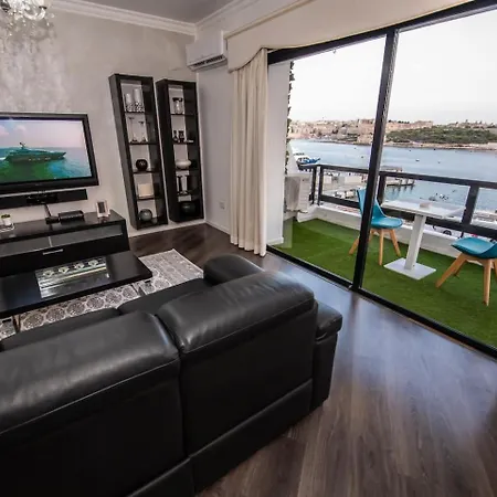 Prime Location-sliema Ferries Seafront 2bed Appartamento