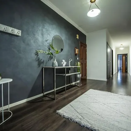 Prime Location-sliema Ferries Seafront 2bed Apartment Sliema