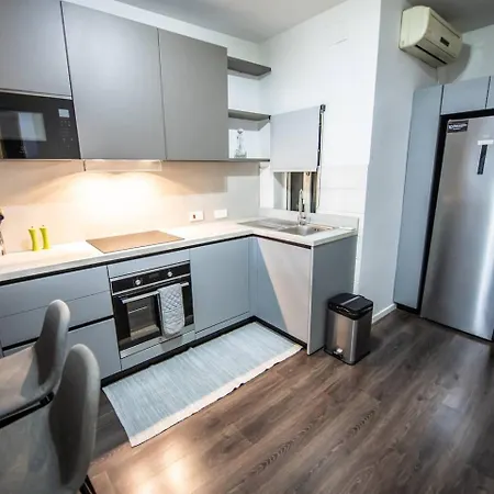 Apartment Prime Location-sliema Ferries Seafront 2bed