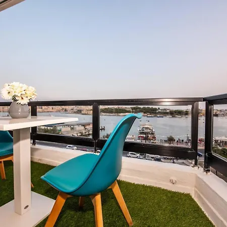 Apartment Prime Location-sliema Ferries Seafront 2bed *